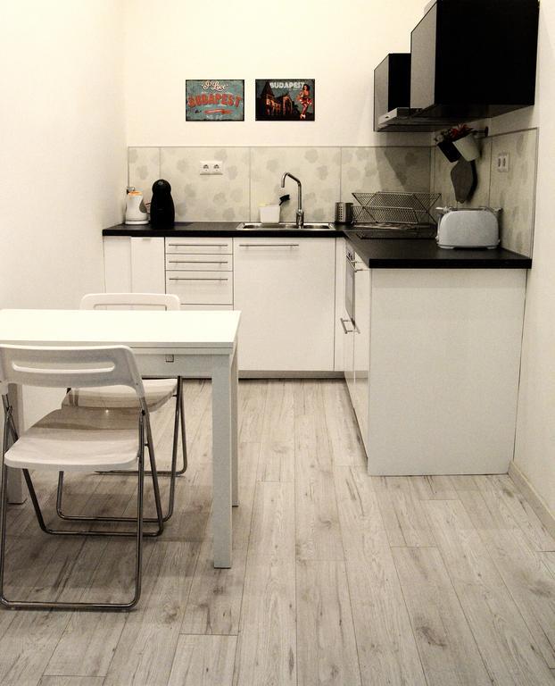 Kiraly Art Apartment Boedapest Buitenkant foto